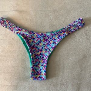 Gently used Moana Bikini size large bottom